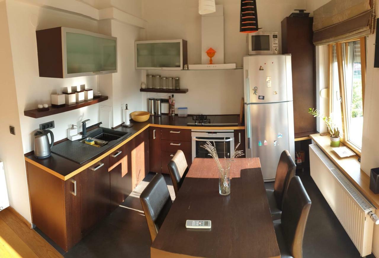Parkview Apartment In Zagreb'S Favorite Neighborhood Eksteriør billede